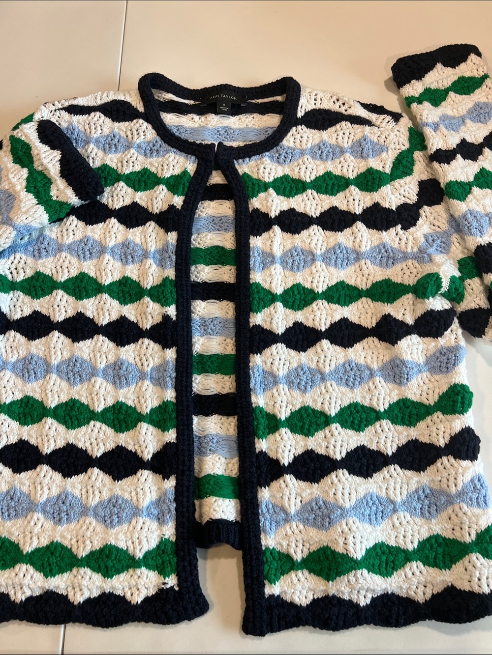 Ann Taylor - M, Open Front Crochet Cardigan in White, Navy, Green, Light Blue